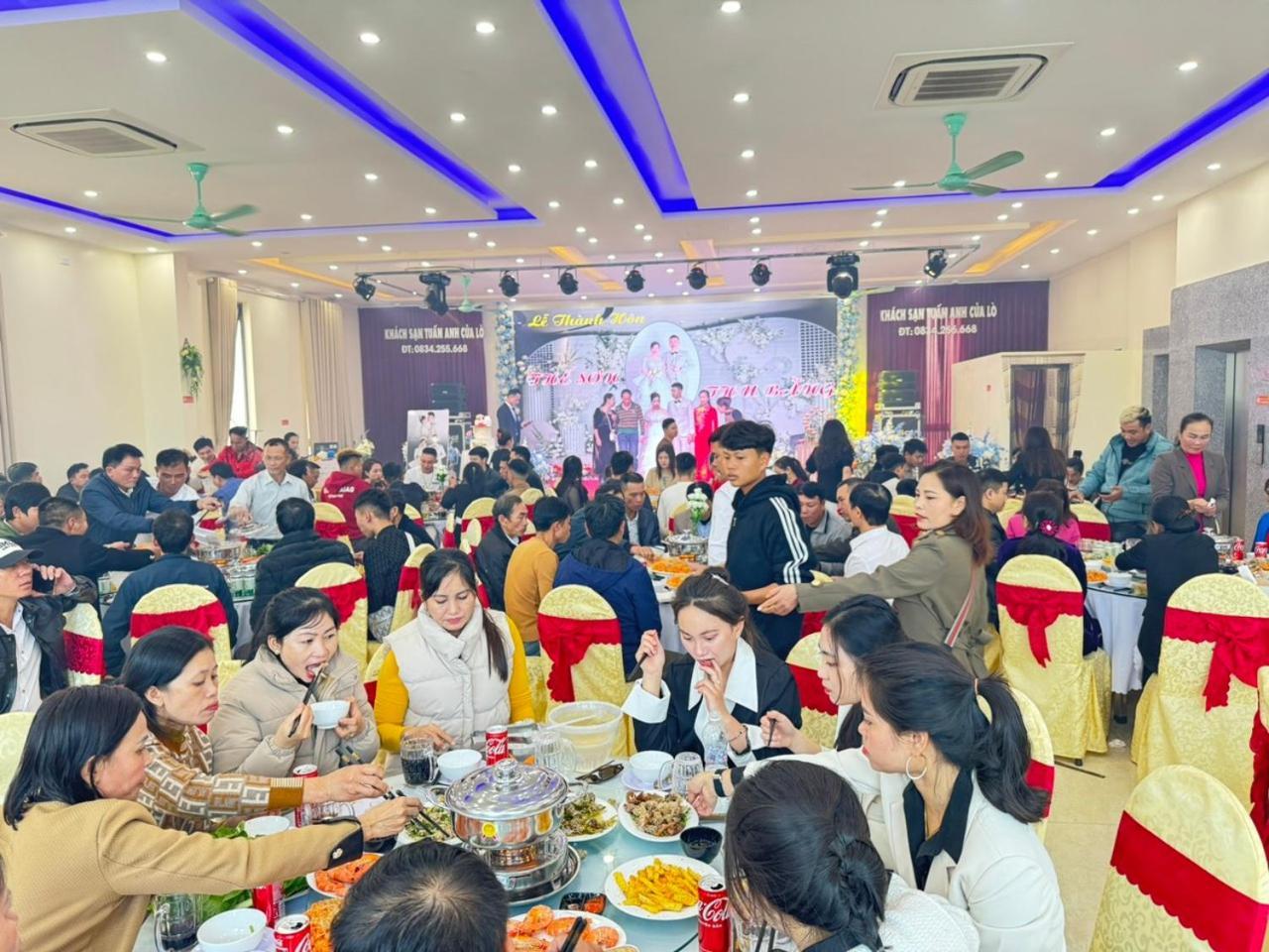 Khach San Tuan Anh Cua Lo Hotel Bagian luar foto