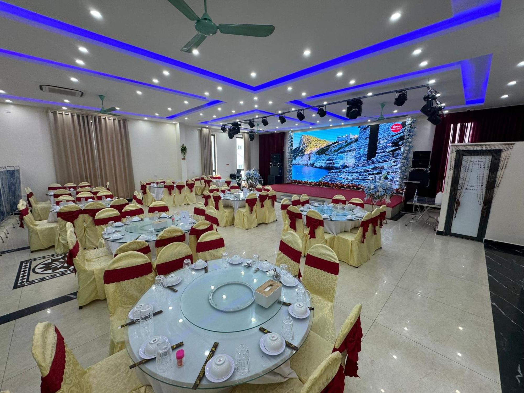 Khach San Tuan Anh Cua Lo Hotel Bagian luar foto